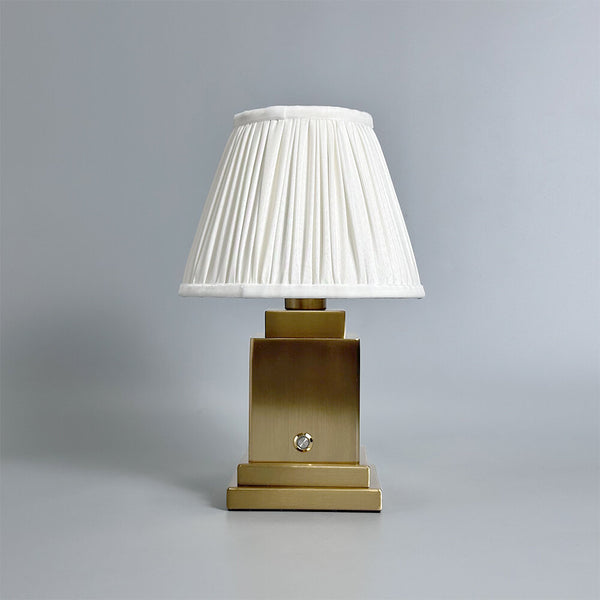 Walter re-chargeable lamp (dimmable)